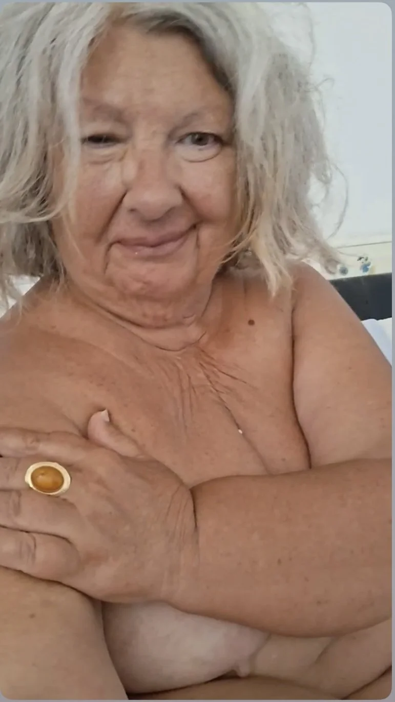 Granny Anna Nudes image 2