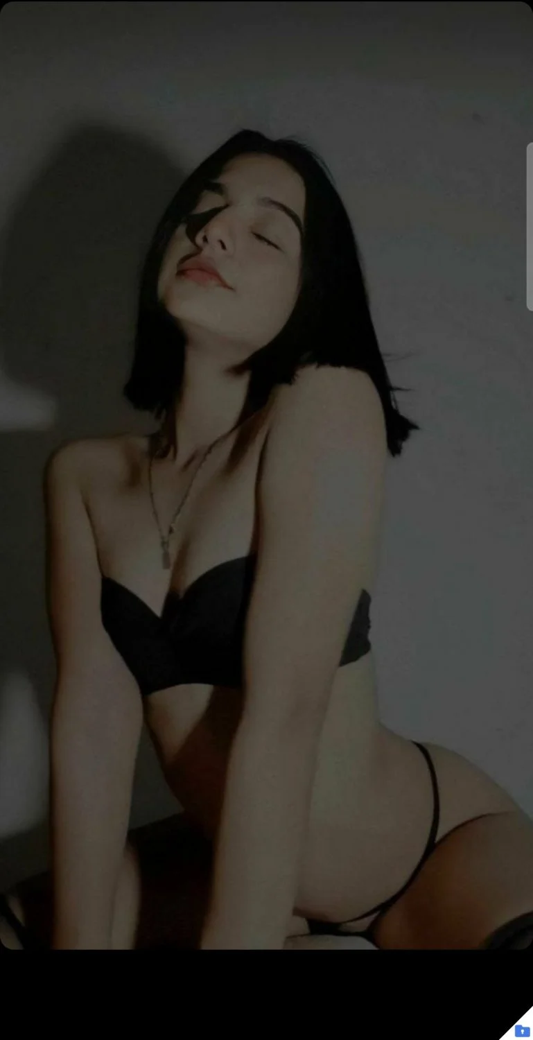 M image 6