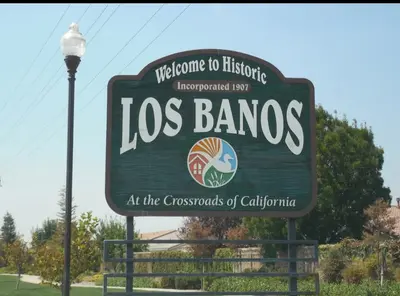 Who has pics from girls from los banos ? Send them in 😏 cover image