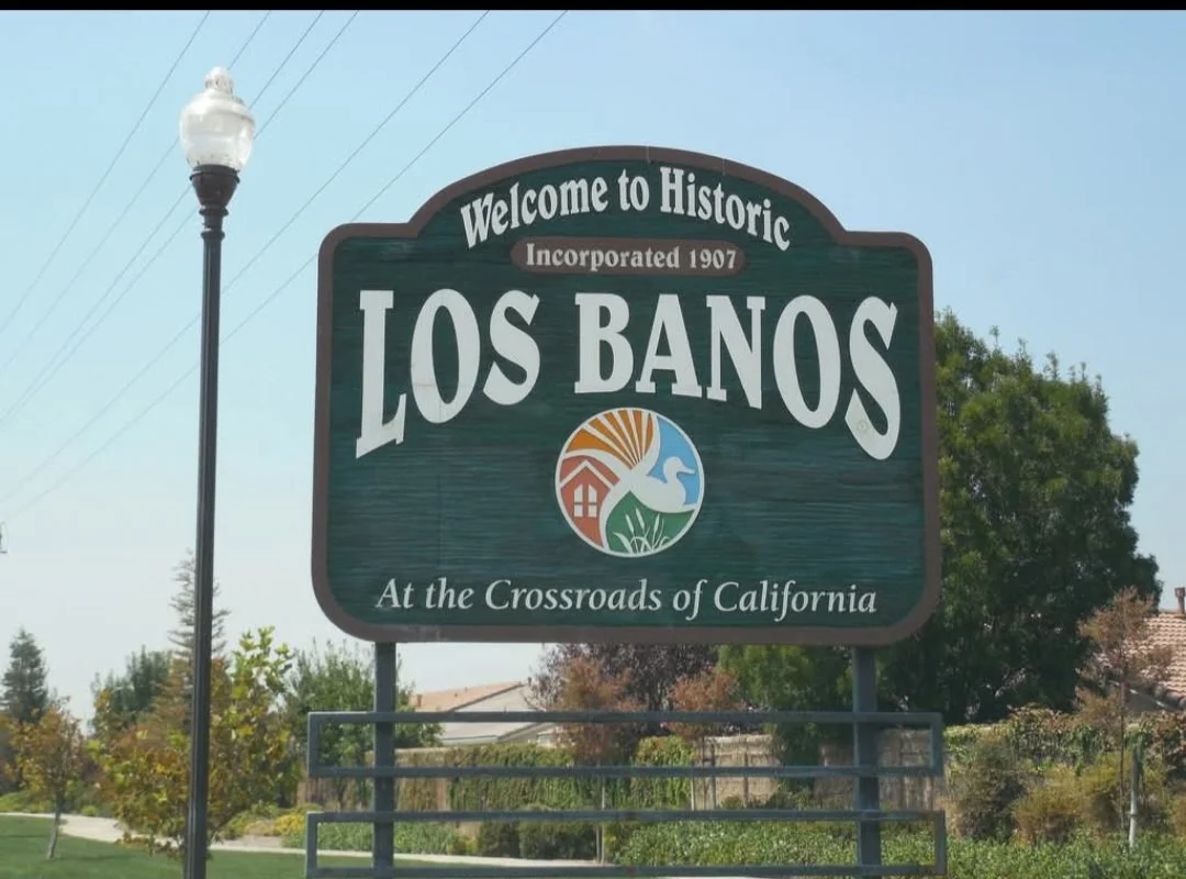 Who has pics from girls from los banos ? Send them in 😏 main image