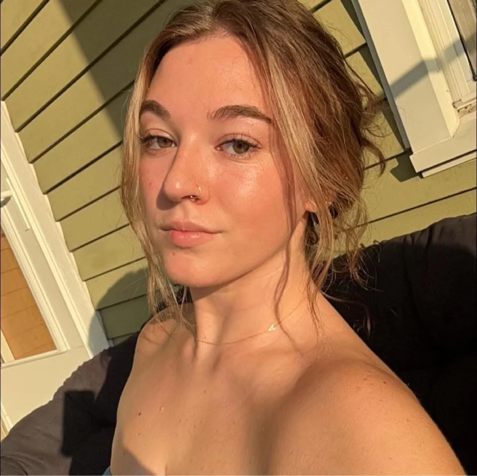 Teen faces to cum on. Send the video and win a prize image 4