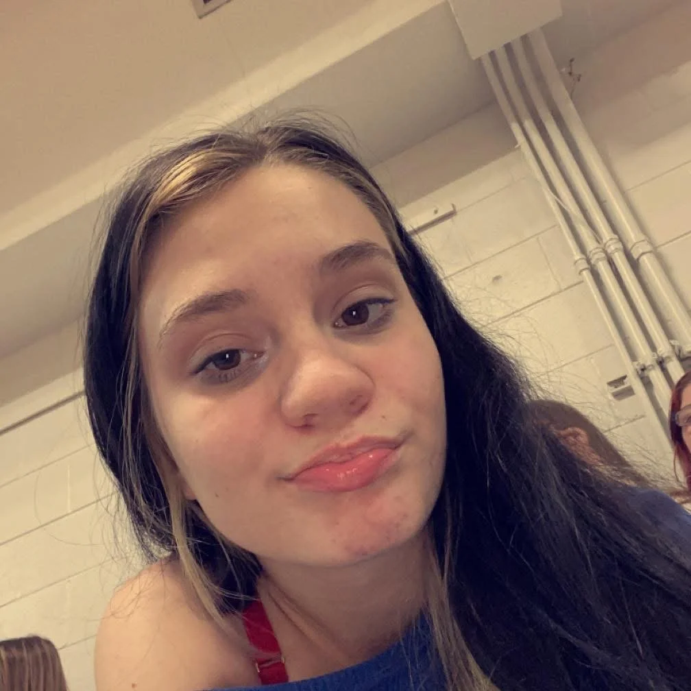 Teen faces to cum on. Send the video and win a prize image 7