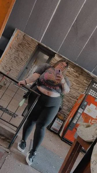 BusTy Bbw PawG w1t A b1G b00tY !! main image