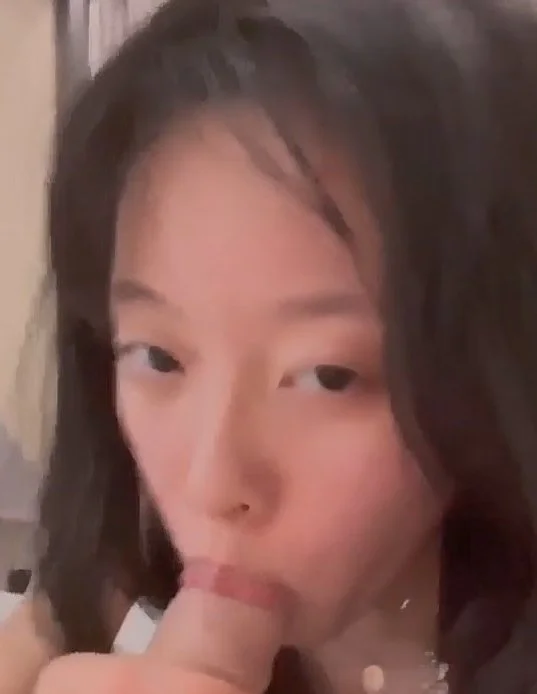 Amateur tiny teen abg main image