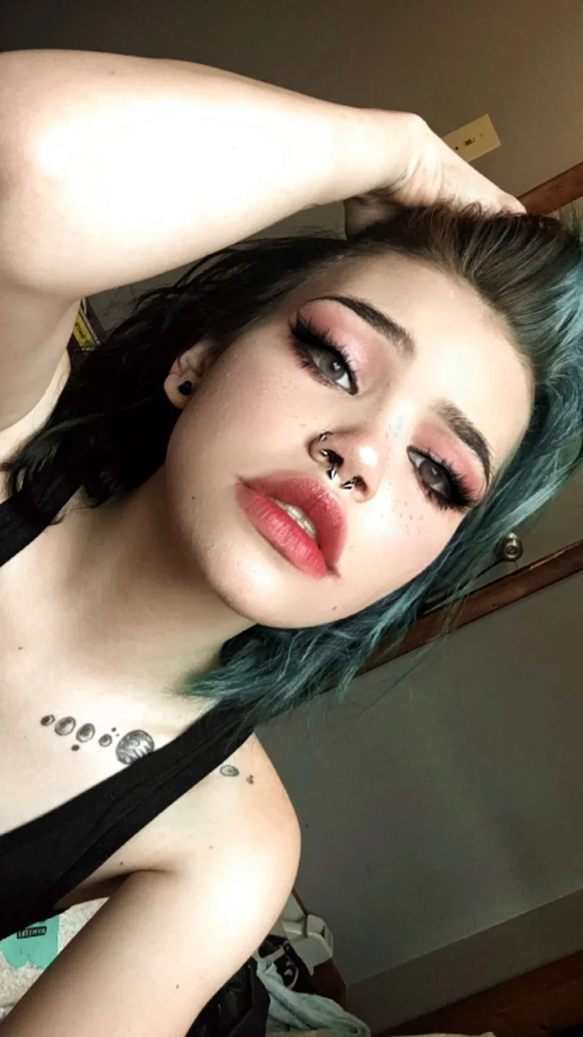 TxkTxK Baddie 01 image 22