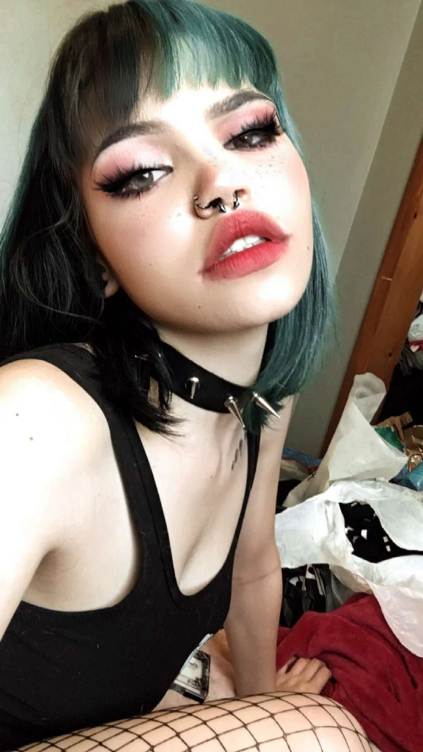 TxkTxK Baddie 01 image 3