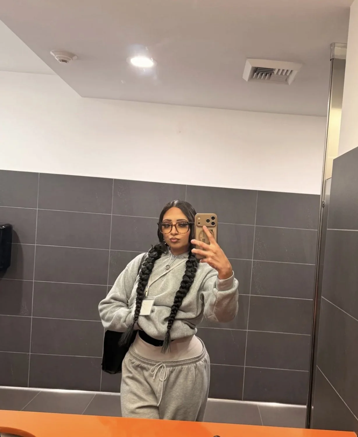 Latina mami showing off her slutty body image 4
