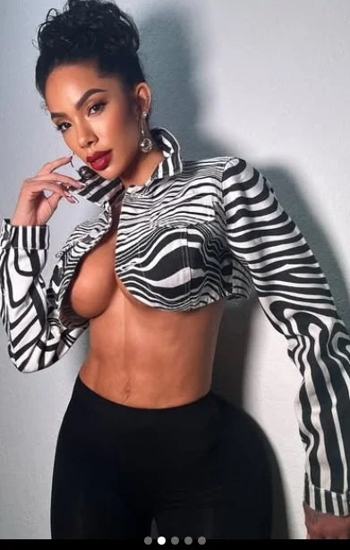 Erica mena image 15