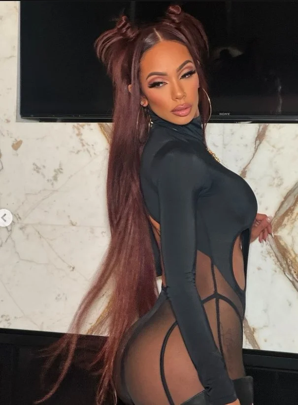 Erica mena image 18