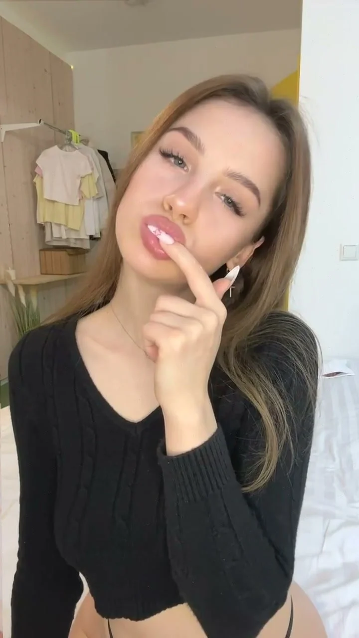 🔞 Dirty horny big boobs deepthroat cum pussy nude 🍑💦 My OF image 2