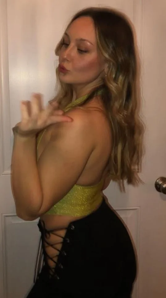 Mackey, 24 exposed image 19