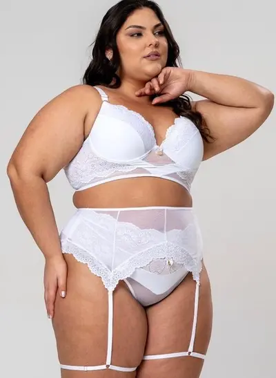 Gordinha de lingerie do bucetao grande cover image