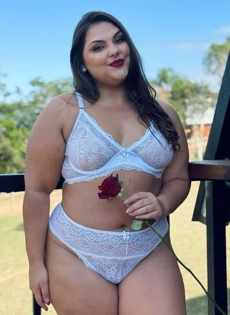 Gordinha de lingerie do bucetao grande image 4