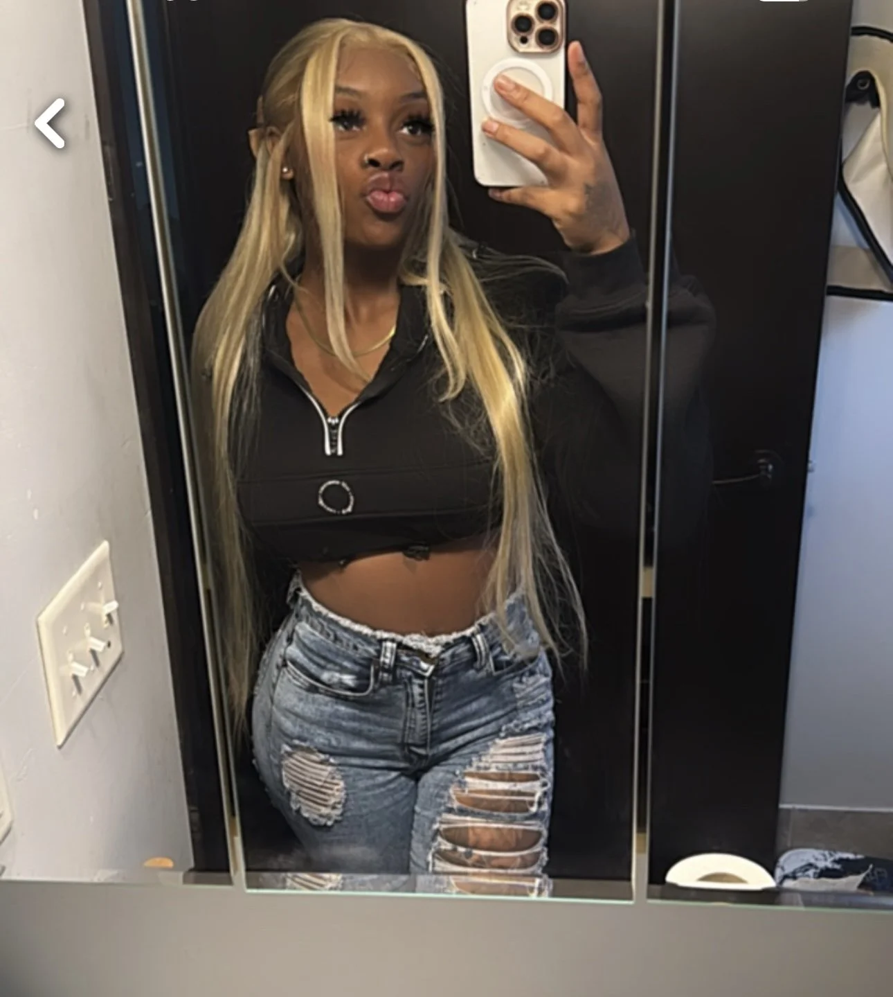 Ebony teen image 2