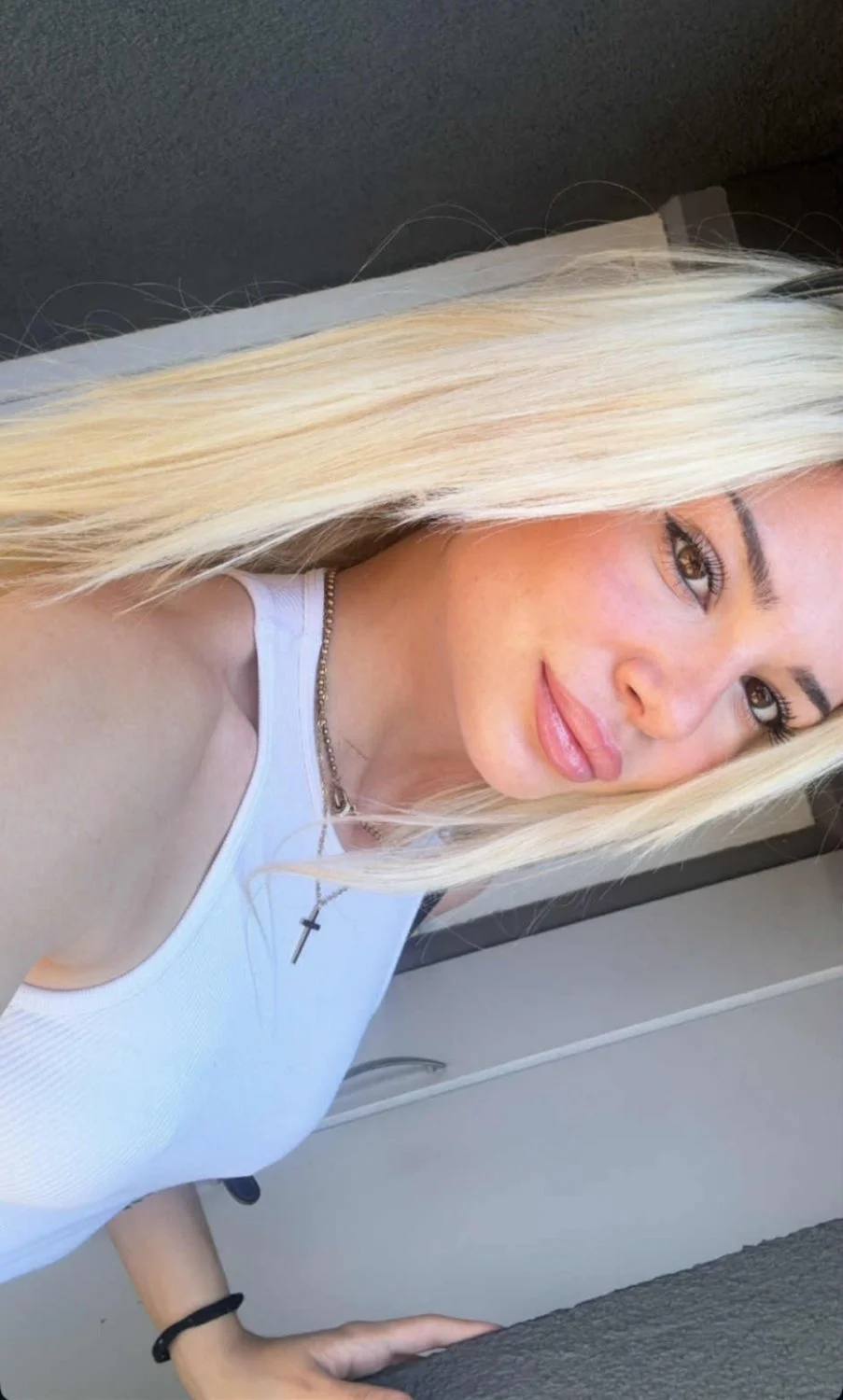 Shameless blonde teen slut Lara leaked naked image 6