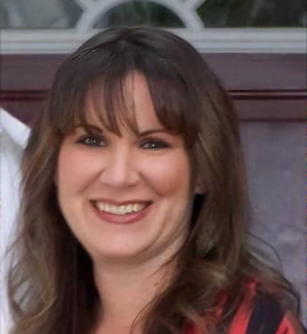 Shared wife Polly from UK is on show image 2