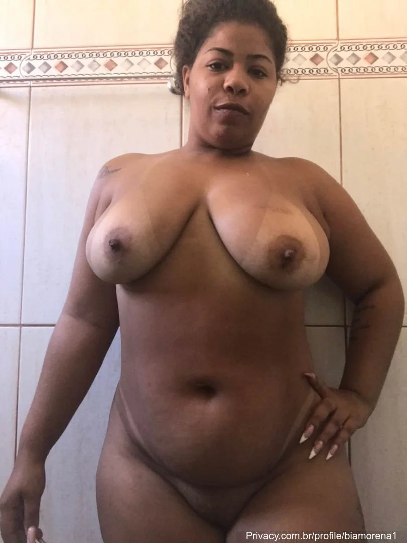 Morena grandona image 10
