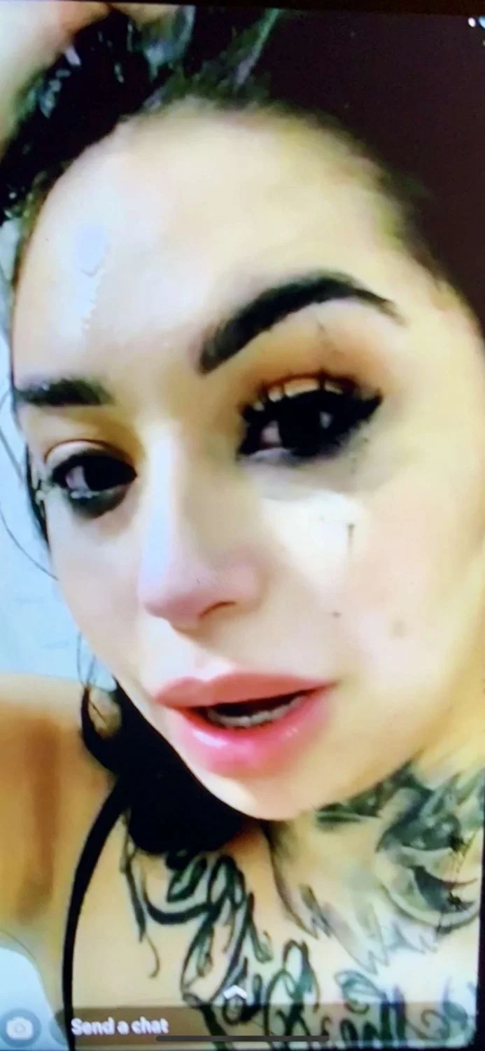 Abii Tinder slut image 8