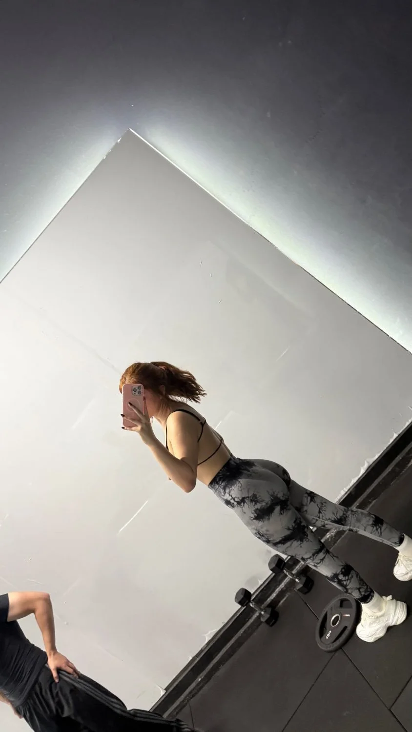 Lupita edecán putona de monterrey filtrada image 6