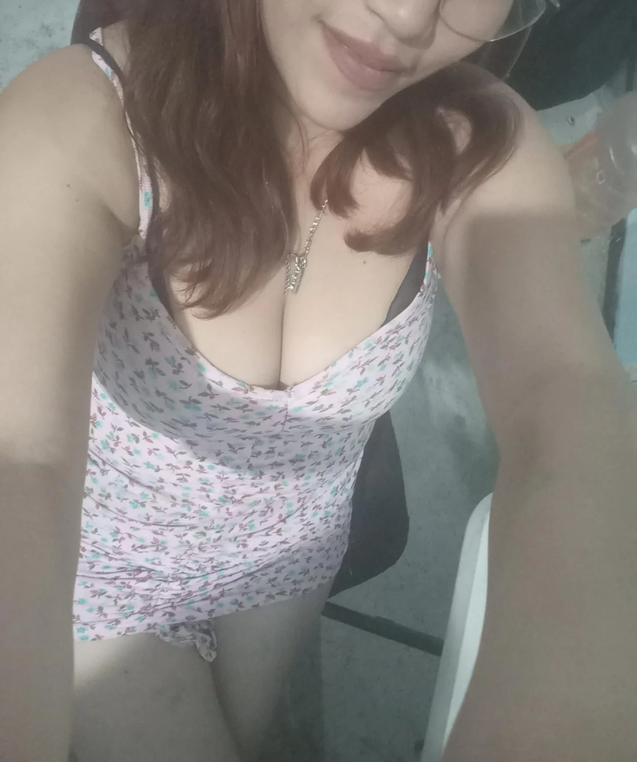 Tania una morena candente image 8