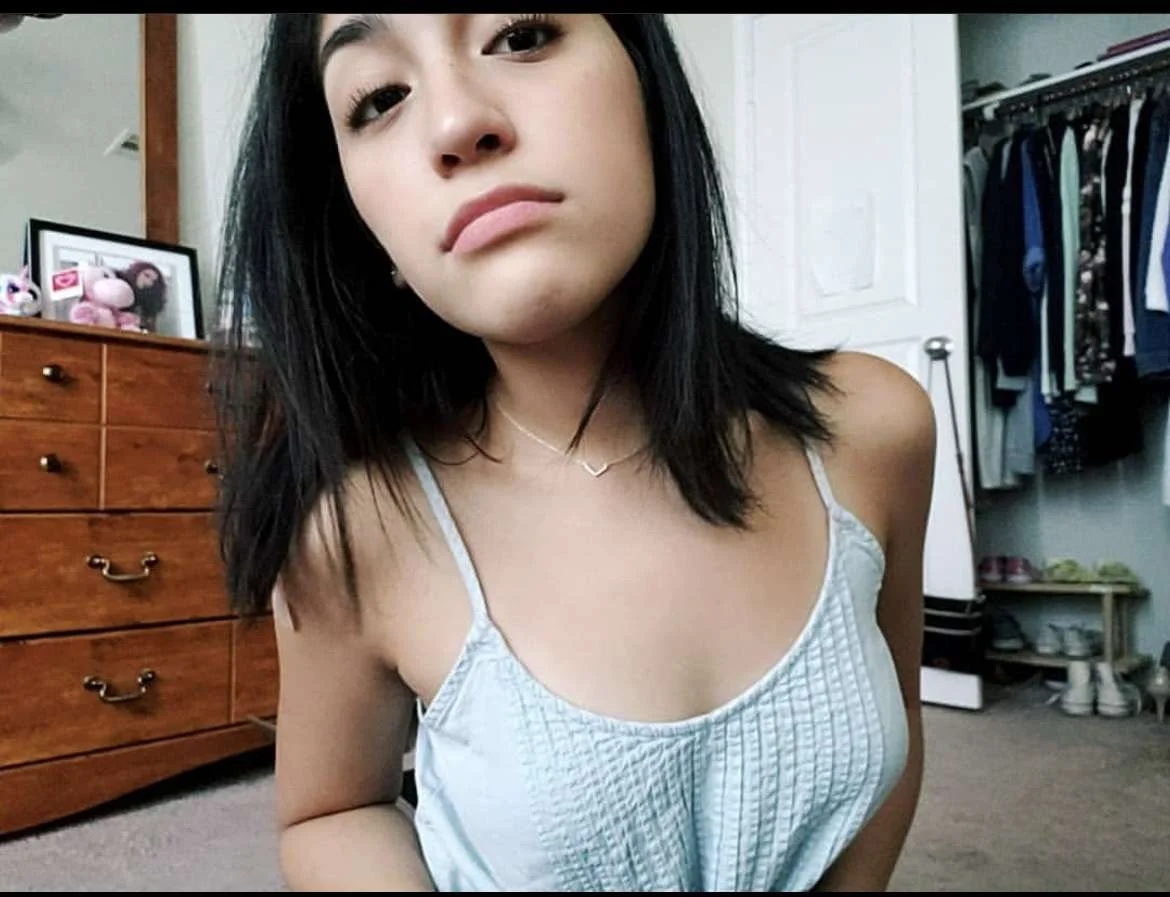 Pretty Latina ex Janice image 7