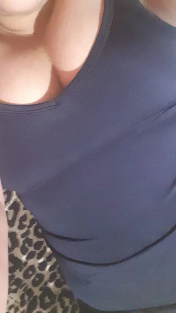 Gorda tetona mexicana image 4
