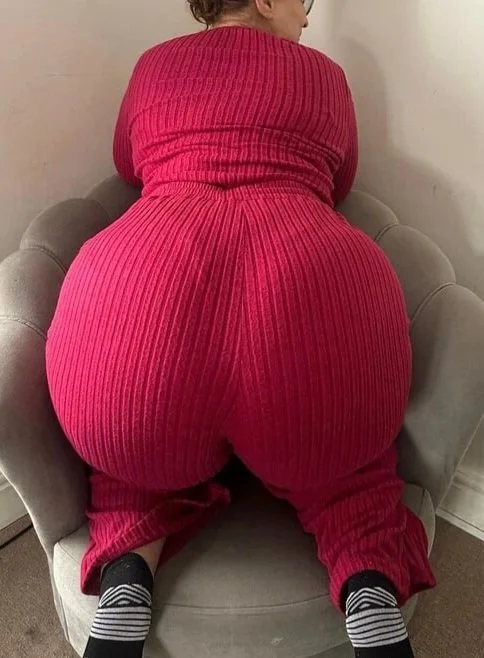 B1G bo0tY GraNny Pawg !! image 5