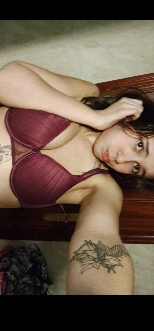 Que les parece la puta sumisa tatuada en lencería image 40