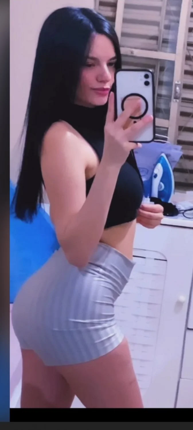 Janaina putinha image 4