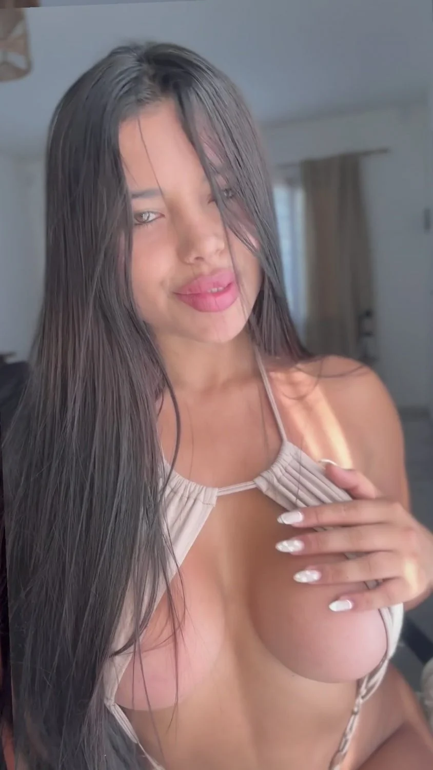 🔞 Hot stunning petite body nude blowjob pussy 😈🍑 Check OF now image 4