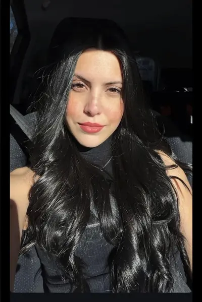 Morena vazou tomando banho e pediu tributo cover image