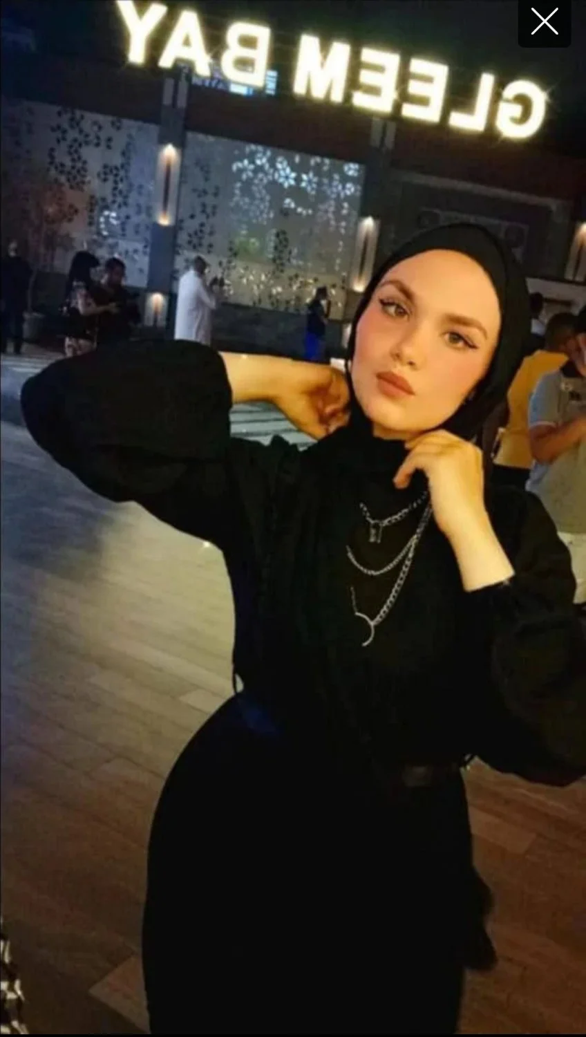 Muslim girl posts nude photos she took at home image 3