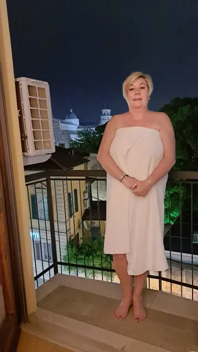 English Slut Wife Tina A cover image