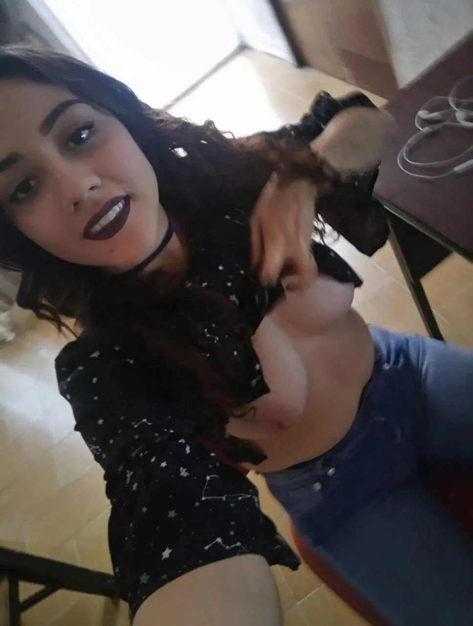 Carolina 20 tetas bonitas image 3