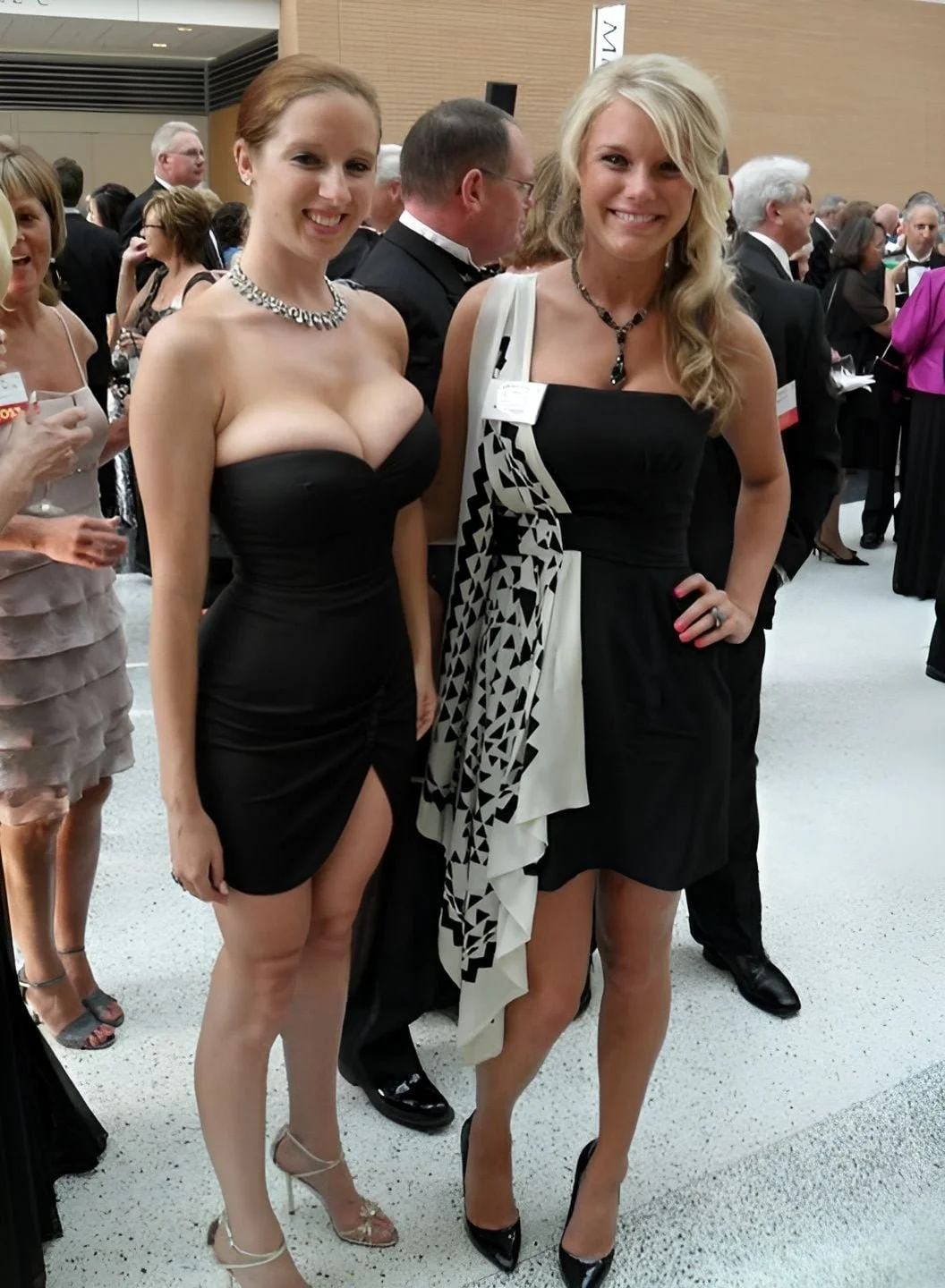 Hotmom image 2
