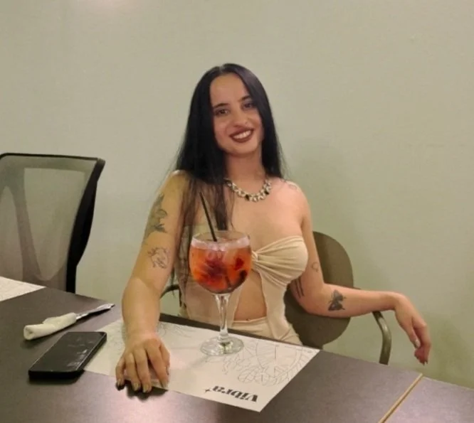 Pendeja Argentina turra blanquita sexy Culona con rico coño y ano abierto deliciosa image 1