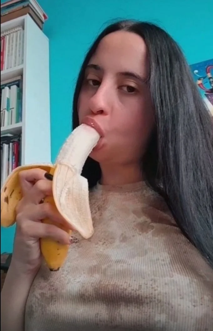 Pendeja Argentina turra blanquita sexy Culona con rico coño y ano abierto deliciosa image 2