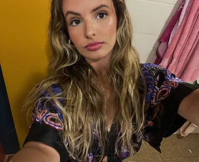 Mais uma putinha deliciosa de Pelotas RS cover image