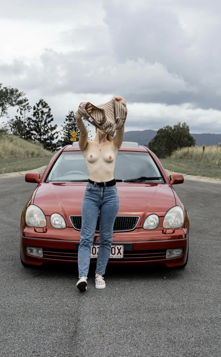 Carslut Brooke image 2