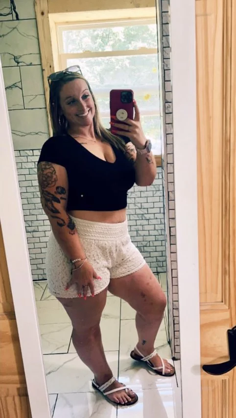 Tatted Pawg milf has a beautiful cumface image 13