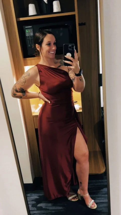 Tatted Pawg milf has a beautiful cumface image 3