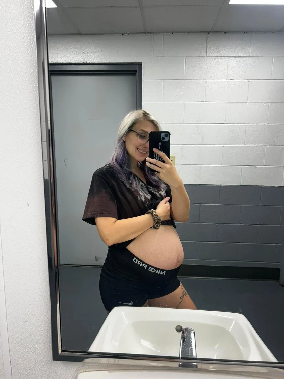 Ohio pregnant blonde image 6
