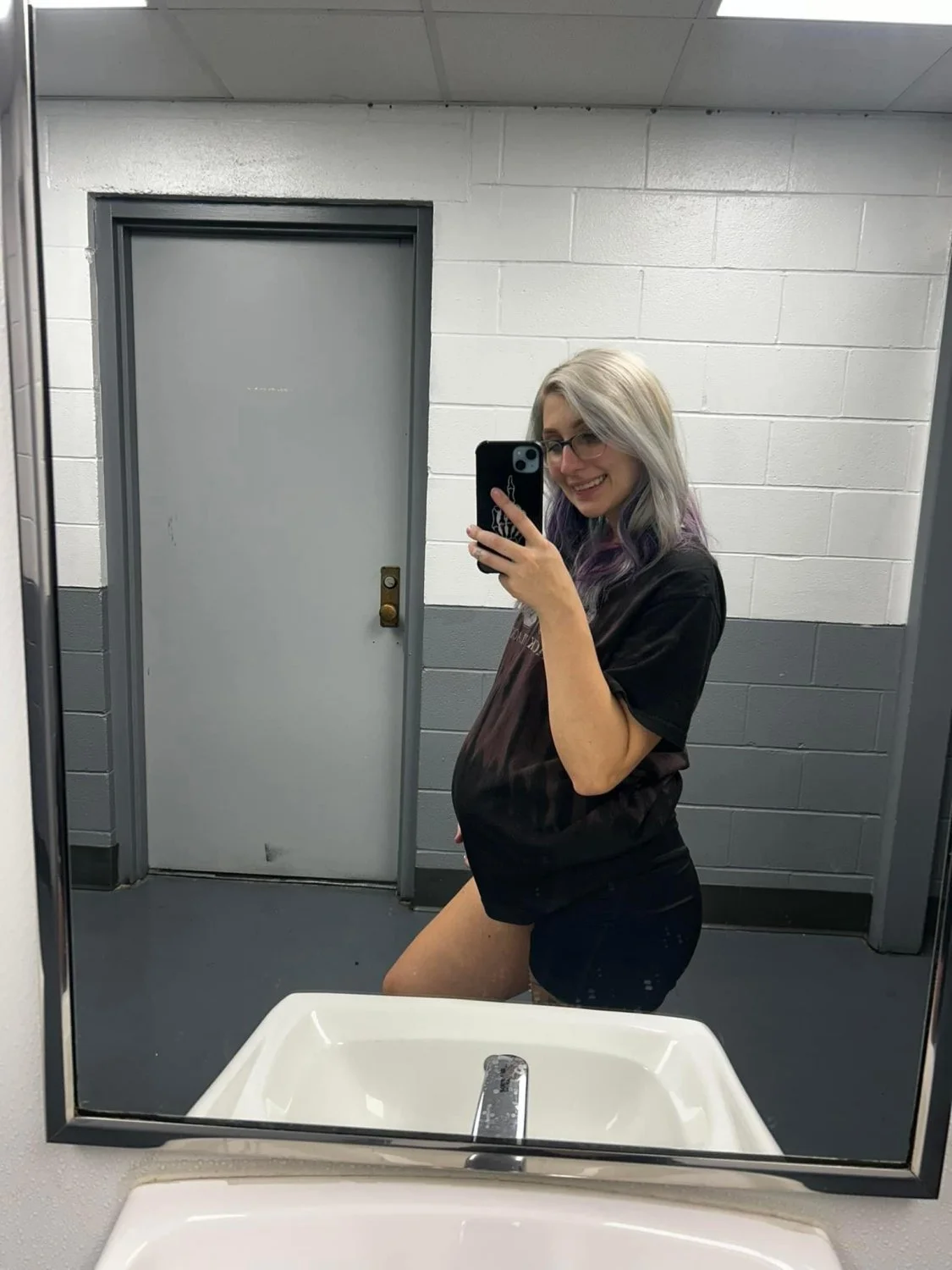 Ohio pregnant blonde image 7