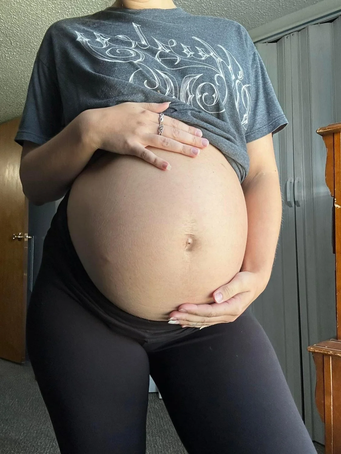 Ohio pregnant blonde image 8