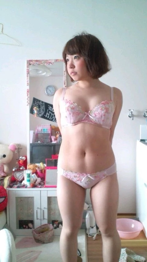 Japanese amateur girl 5 image 22