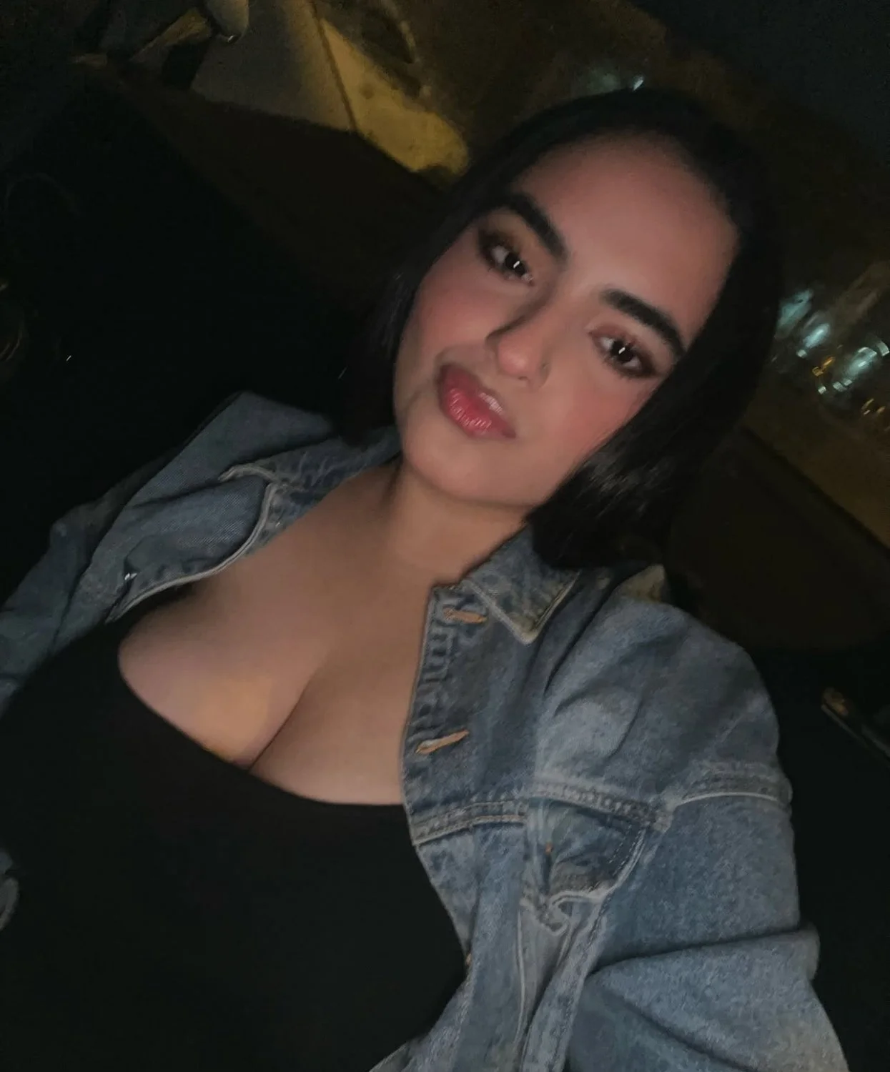 Big Booty Latina Twerking image 2