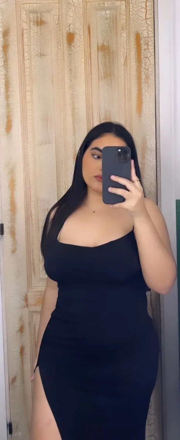 Big Booty Latina Twerking image 3