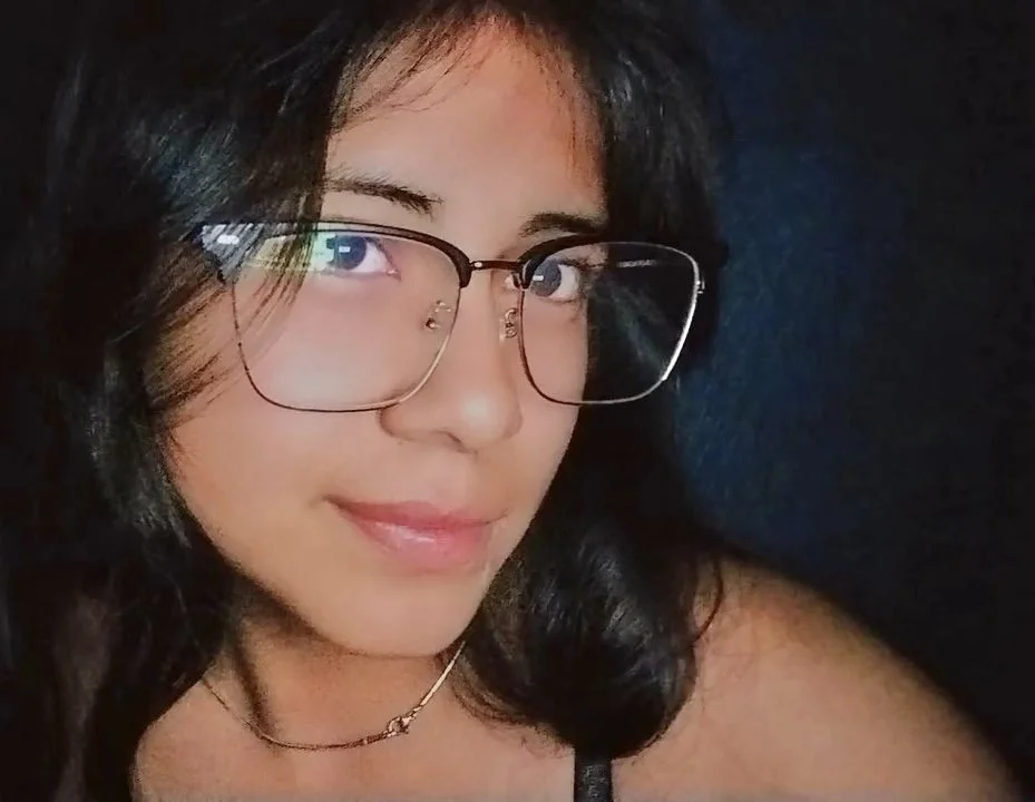 Paola is a South of the Border Slut image 7