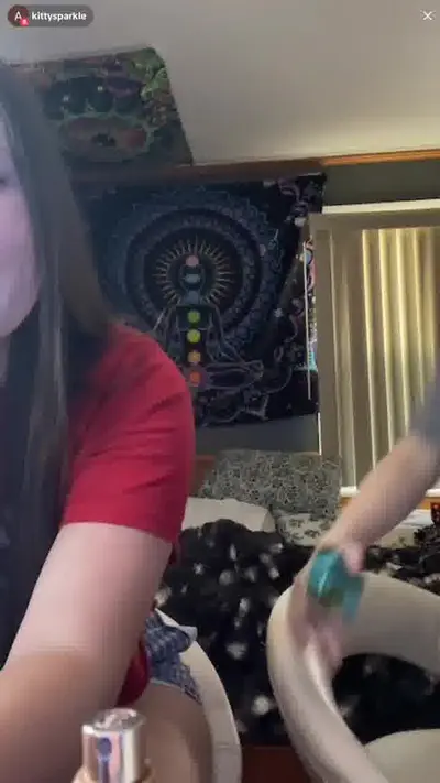tiktok live k1tty5p4rkl3 cover image