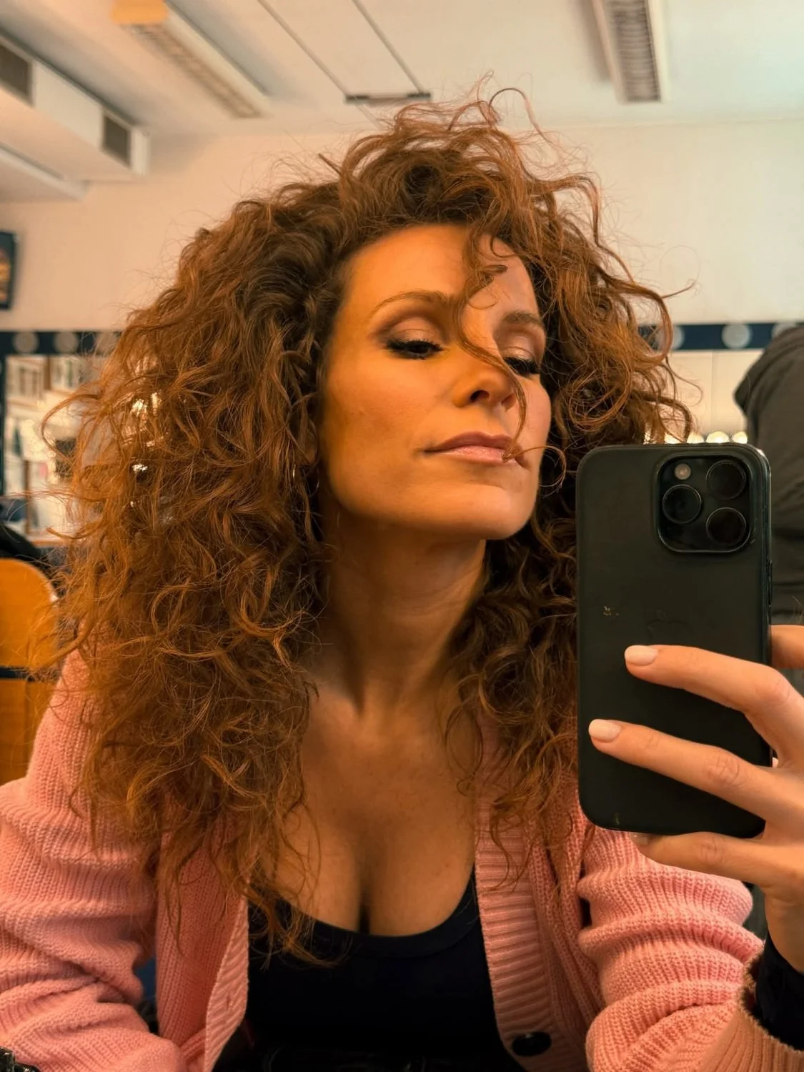Veronica Ruggeri hot italian journalist image 10